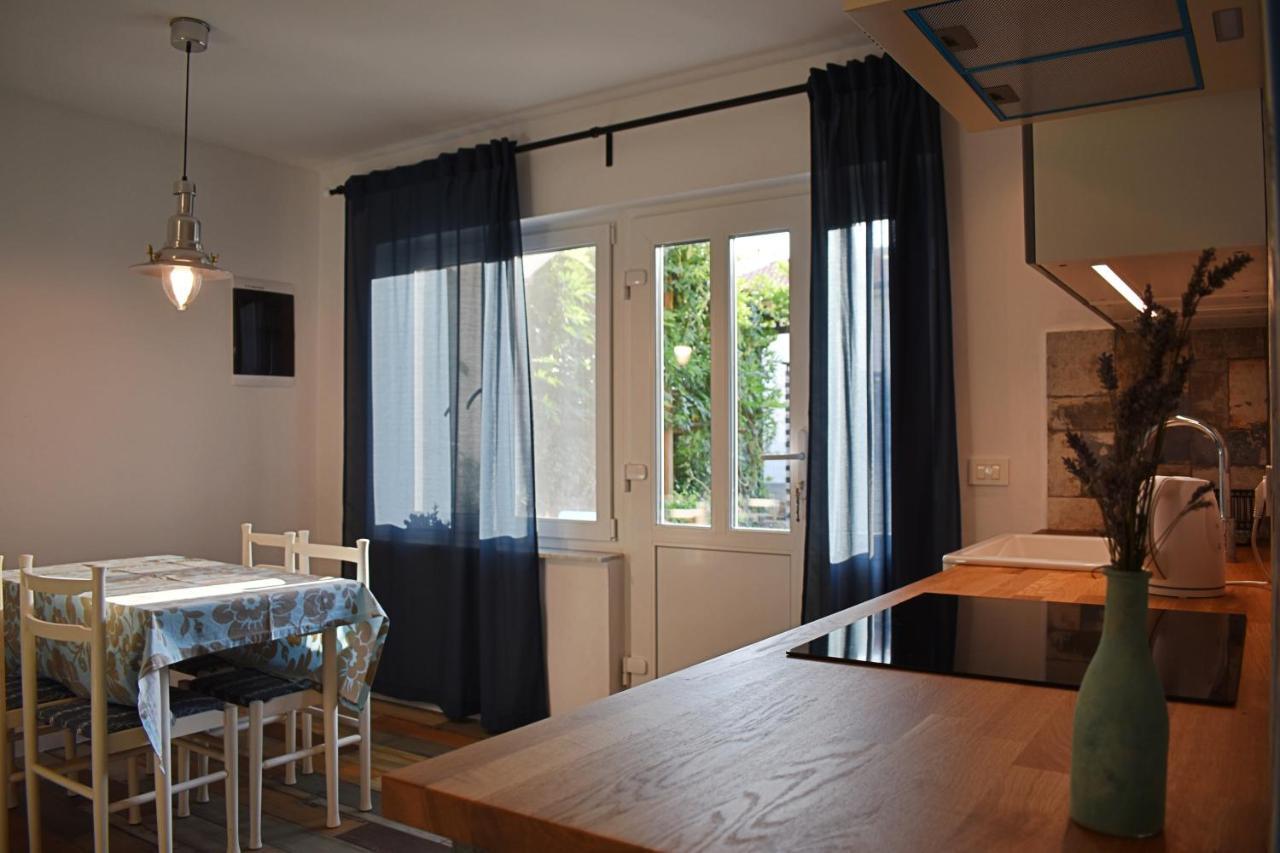 Postaja 33 Apartment Zgornje Skofije Bagian luar foto
